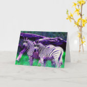 ハッピーバースデーとゼブラがサングラスをかぶ カード (黄色い花)