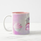 ハッピーバースデーのカップケーキのマグ ツートーンマグカップ (左)