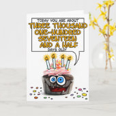 ハッピーバースデーのカップケーキ- 8歳 カード (黄色い花)