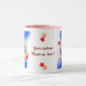 ハッピーバースデーのプレゼントのパーソナライズ マグカップ (中央)