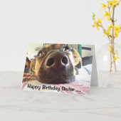 ハッピーバースデーの姉妹Iの鼻それはあなたのかわいい犬です カード (黄色い花)