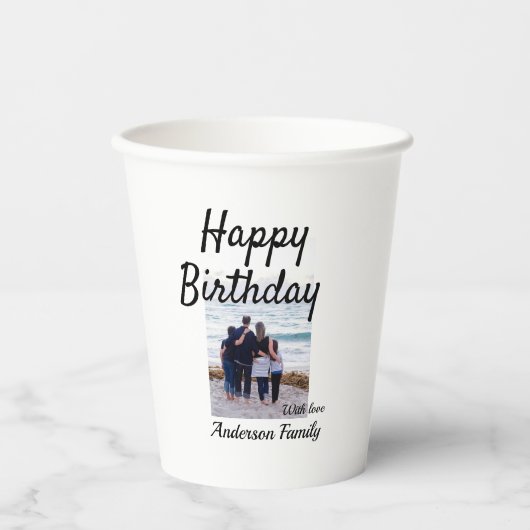 ハッピーバースデーの日写真家族の名前のクエレガントラス 紙コップ (正面)