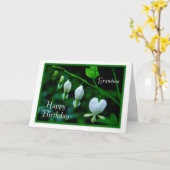 ハッピーバースデーの祖母の白のハート カード (黄色い花)