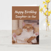 ハッピーバースデーの義理の娘はおもしろいな猫を祝います カード (黄色い花)