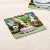 ハッピーバースデーはパーティーモルモット、 スクエアペーパーコースター (アングル)