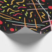 ハッピーバースデーへ赤白黒黄 ラッピングペーパー (角)