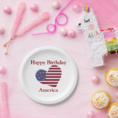 ハッピーバースデーアメリカ、赤く白くおよび青のハート ペーパープレート (パーティー)