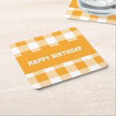 ハッピーバースデーイエロージンガム スクエアペーパーコースター (アングル)