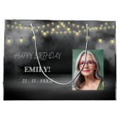 ハッピーバースデーエレガントブラックパーティーシモダンック ラージペーパーバッグ (裏面)