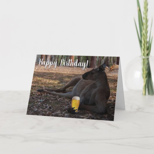 ハッピーバースデーカンガルーオーストラリアとビールおもしろい カード (正面)