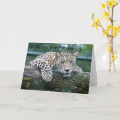 ハッピーバースデーカード: 枝に見ているヒョウ カード (黄色い花)