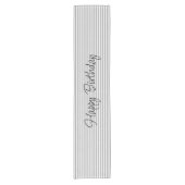 ハッピーバースデーグレーホワイトストライプテーブルランナー ショートテーブルランナー (正面)