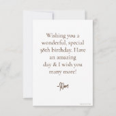 ハッピーバースデーケーキイラストレーションミニマル誕生日 カード (裏面)