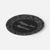 ハッピーバースデースパークル紙吹雪ブラック ペーパープレート (アングル)