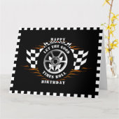 ハッピーバースデースポーツカーレーシング市松模様にフラグ カード (黄色い花)