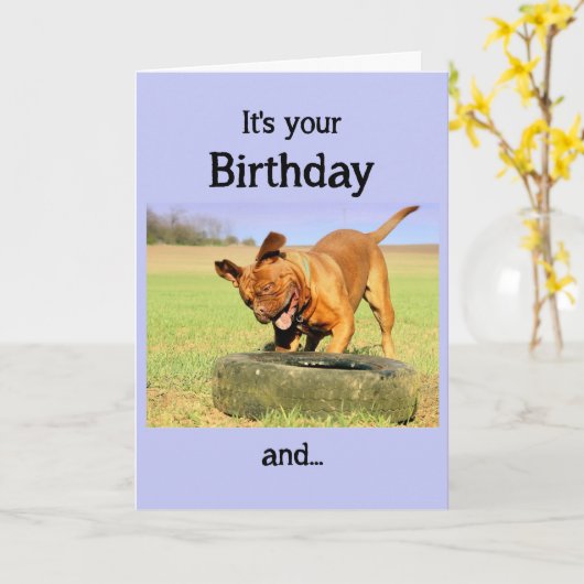 ハッピーバースデーハッピードッグおもしろいウィッシュ カード (黄色い花)