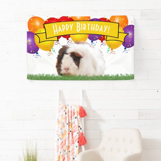 ハッピーバースデーバルーン白ギニアピグイエロー 横断幕 (インサイチュ)
