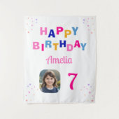 ハッピーバースデーピンクスターズガールフォトバックグラウンド タペストリー (正面)