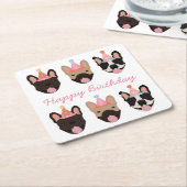ハッピーバースデーフランスのブルドッグパーティーハットピンク スクエアペーパーコースター (アングル)