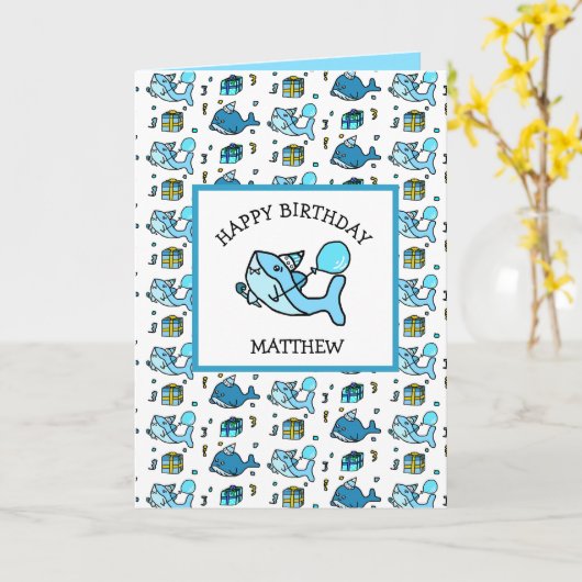 ハッピーバースデーブルーベビーシャパーソナライズされたーク カード (黄色い花)