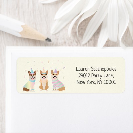 ハッピーバースデーペンブロークウェルシュコーギードッグ ラベル (インサイチュ)