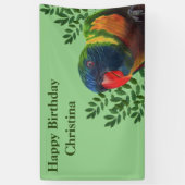 ハッピーバースデーマカラフルコーパロットグリーン葉 横断幕 (縦)