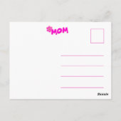 ハッピーバースデーマムインおもしろい、ブライトピンク文字- ポストカード (裏面)