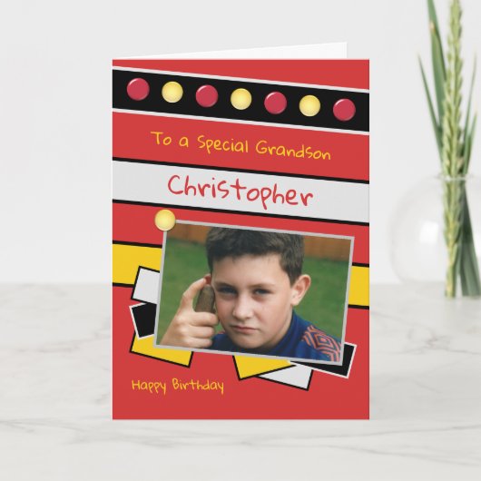 ハッピーバースデー孫の赤と黒の写真 カード (正面)