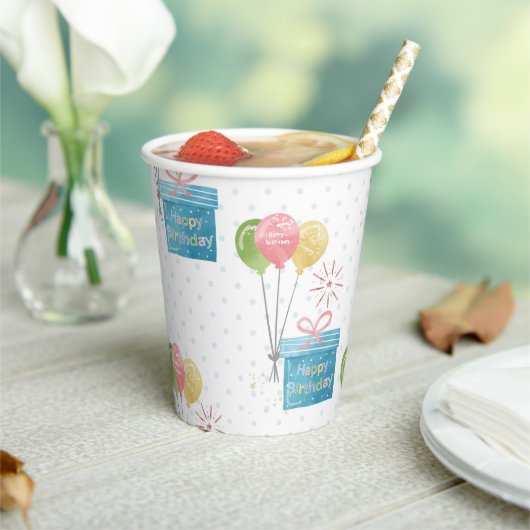 ハッピーバースデー風船とギフトボックス 紙コップ (インサイチュ)