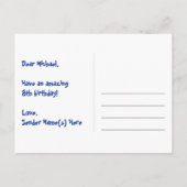 ハッピーバースデー8歳:楽しいスターパターン、虹8、名前 ポストカード (裏面)