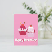 ハッピーバースデー - かわいいピンクイチゴショートケーキ ポストカード (スタンド正面)