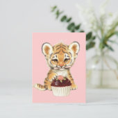 ハッピーバースデー – カップケーキ付き可愛い虎 ポストカード (スタンド正面)