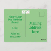 ハッピーバースデー フロッグ リリーパッド ケーキ 風船 帽子 デザイン ポストカード (裏面)