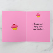 ハッピーバースデー! ボストンテリアのカップケーキカード カード (内部)