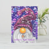 ハッピーバースデー – 紫色の帽子の歌で幸せな格言 (スタンド正面)