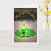 ハッピーバースデー、緑カエルの身に着けている王冠、ユーモア カード (黄色い花)