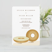 ハッピーバ結婚ーゲルの白い茶色のクリーム垂直 招待状 (スタンド正面)