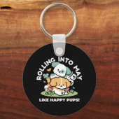 ハッピーパピー転がズ・トゥ・メイ – かわいいドッグアート キーホルダー (裏面)