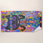 ハッピーヒッパイキャットサングラスピースサインフラワー ビーチタオル (正面)