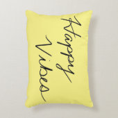 ハッピービーズカッシブタイポグラフィ手書 アクセントクッション (正面(垂直))