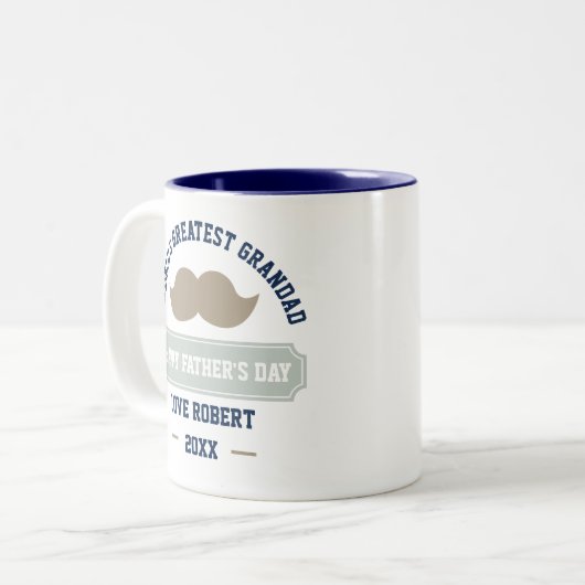 ハッピーファーザーズの日 – 世界最高の祖父 ツートーンマグカップ (正面左)