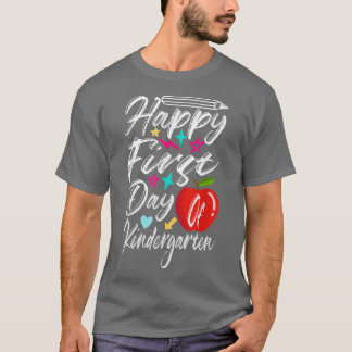 ハッピーファーストデイオブ幼稚園先生スチュ Tシャツ