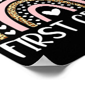 ハッピーファースト1日目の4年生先生バックスクーオ ポスター (角)