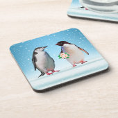ハッピーペンギンカップル – 花を持つ1 コースター (左側)