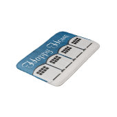 ハッピーホームサマービーチキャビンズの青と白 バスマット (アングル)