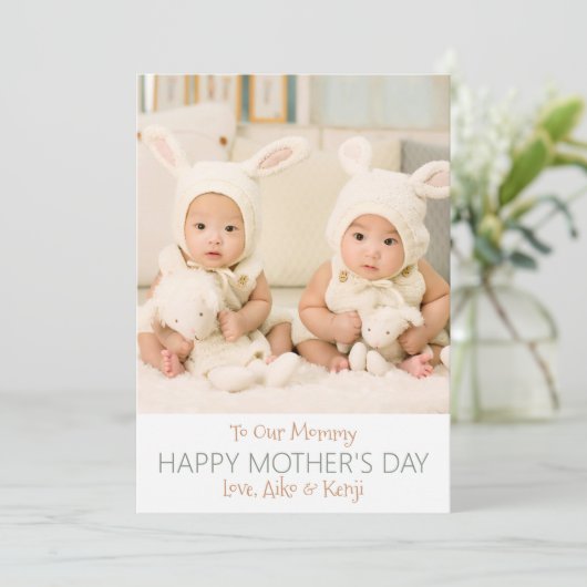 ハッピーマザーズデイカスタムフォトツインズホリデーカード シーズンカード (スタンド正面)