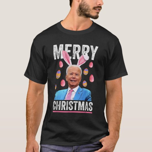ハッピーメリーおもしろいクリスマスバイデン氏Easのために混乱 Tシャツ (正面)