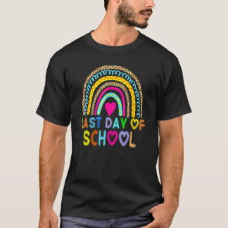 ハッピーラストデイオブスクールレインボーヒョウ先生S Tシャツ