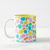 ハッピー図形のマグカップ ツートーンマグカップ (左)