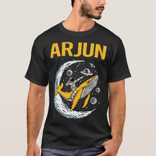 ハッピー宇宙- Arjun Name Tシャツ (正面)